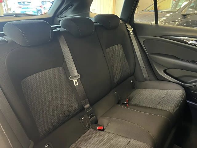 Opel Insignia Elegance