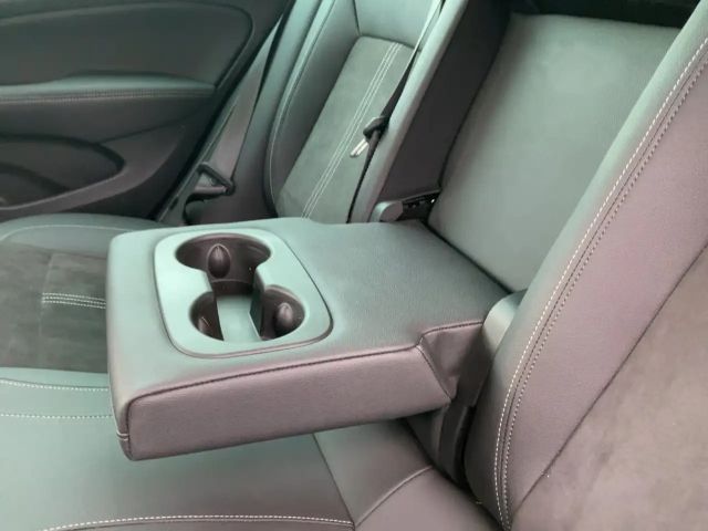 Opel Insignia 2.0 CDTI Sports Tourer Ultimate