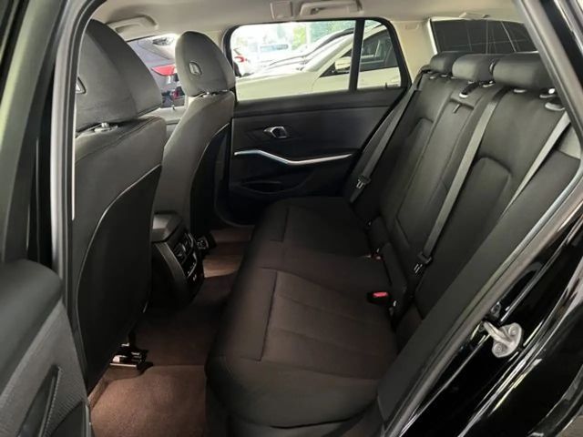 BMW 318 318d Touring