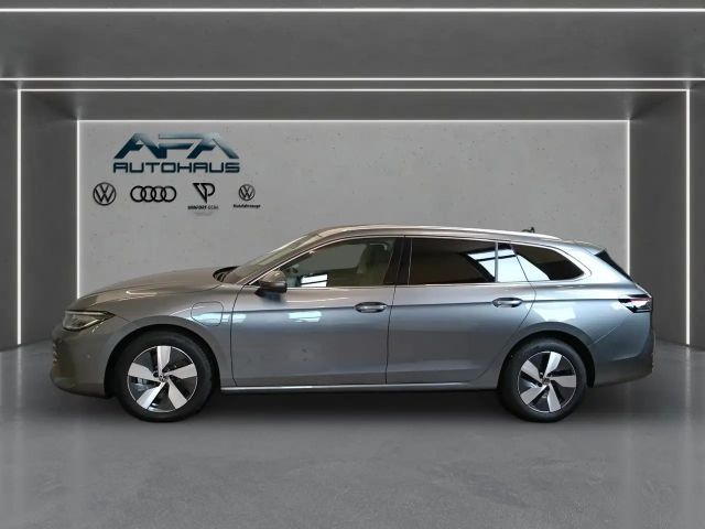 Volkswagen Passat 1.5 TSI DSG eHybrid