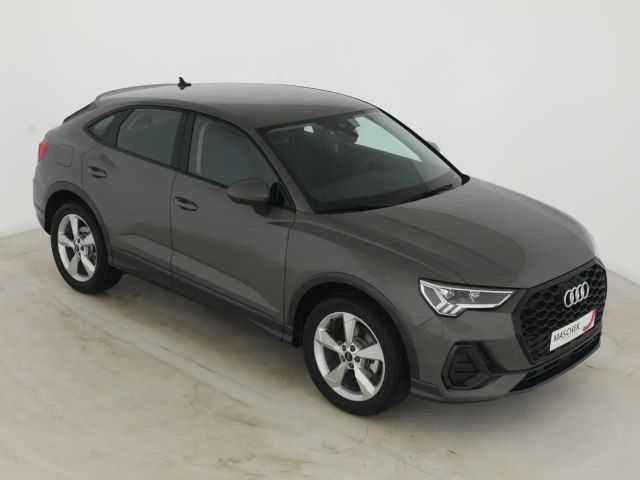 Audi Q3 35 TFSI Ambiente Sportback