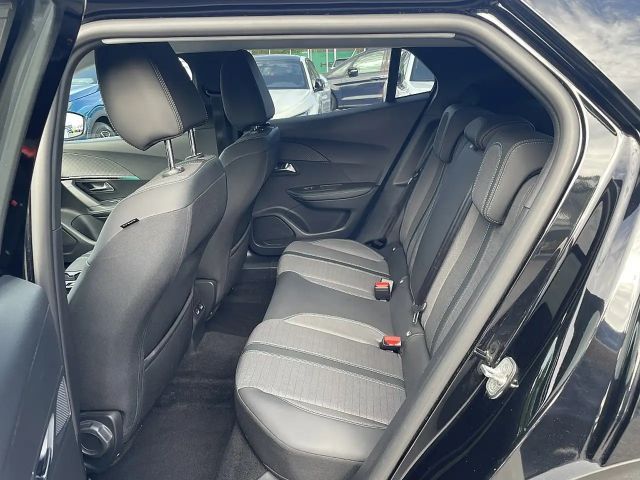 Peugeot 2008 Allure Pack EAT8 PureTech