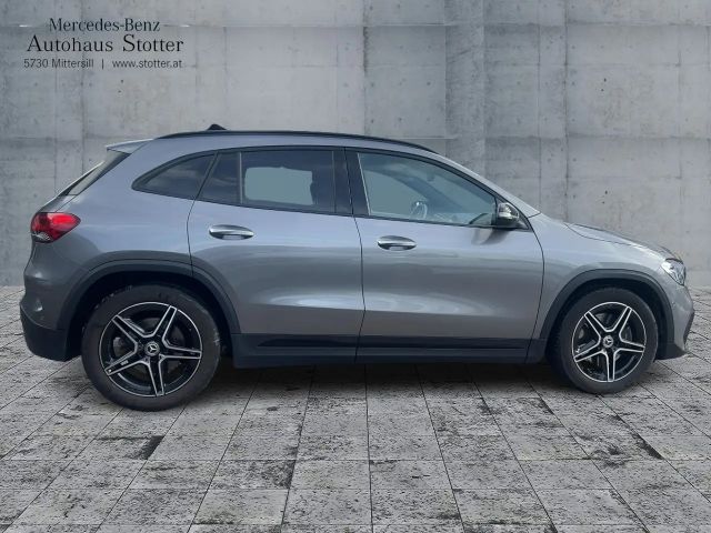 Mercedes-Benz GLA 250 4MATIC AMG Line