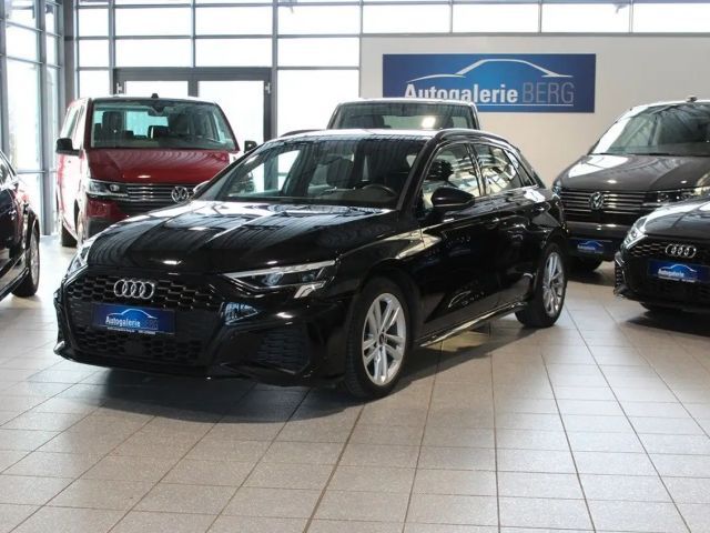 Audi A3 35 TFSI S-Line Sedan Sportback