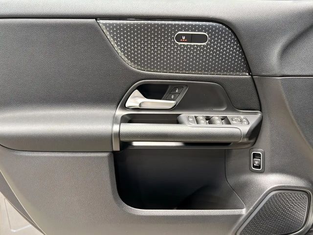 Mercedes-Benz GLA 200 GLA 200 d