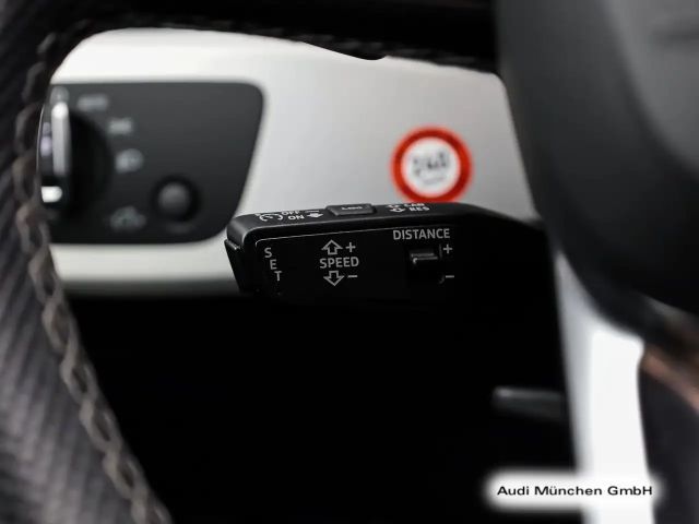 Audi A4 40 TFSI Competition S-Line S-Tronic