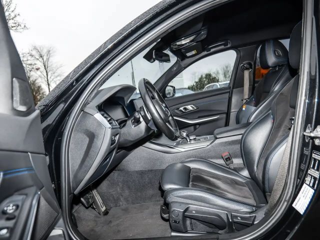 BMW 330 330i M-Sport Sedan