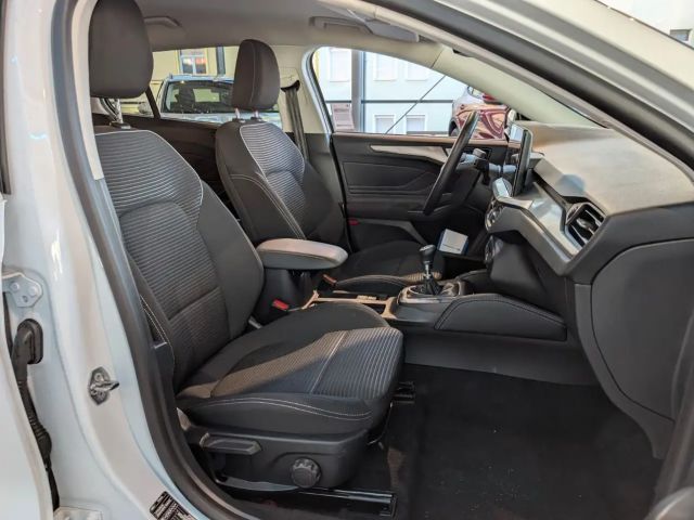 Ford Focus Titanium Wagon