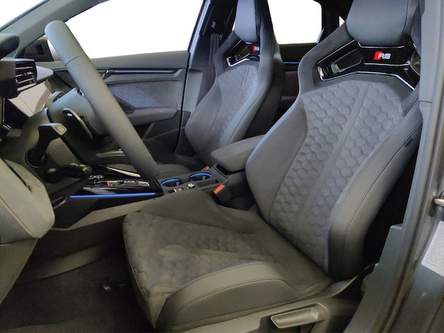 Audi RS3 Quattro S-Tronic Sedan