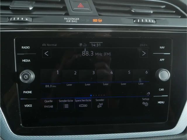 Volkswagen Touran 1.5 TSI DSG R-Line