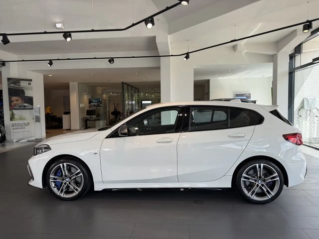 BMW 135 Sedan xDrive