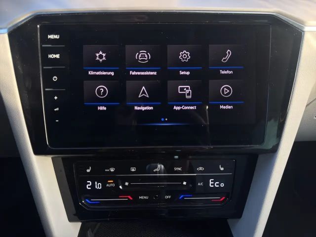 Volkswagen Passat GTE Variant