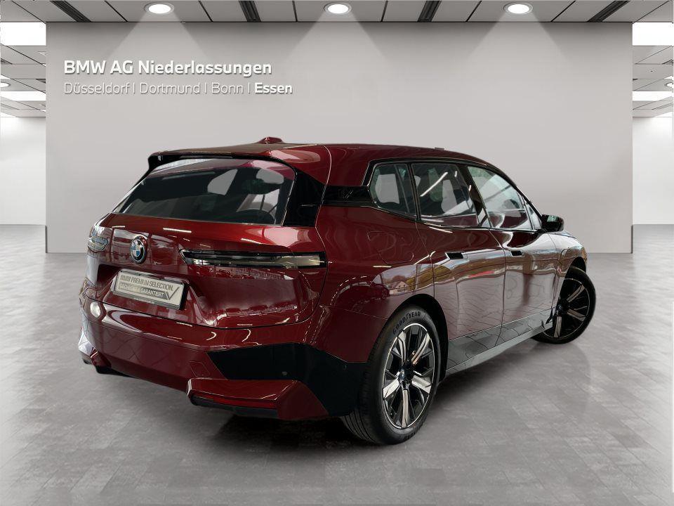 BMW iX xDrive40