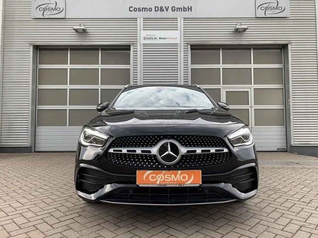 Mercedes-Benz GLA 220 AMG Line GLA 220 d