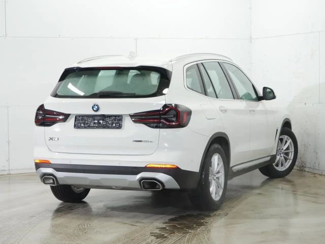 BMW X3 xDrive30e