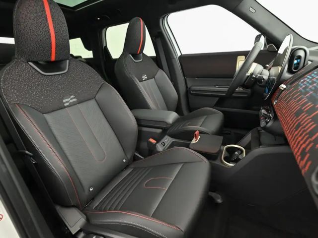 MINI John Cooper Works Countryman John Cooper Works Countryman A