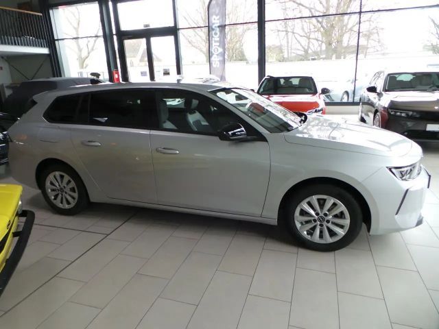 Opel Astra Enjoy Sports Tourer