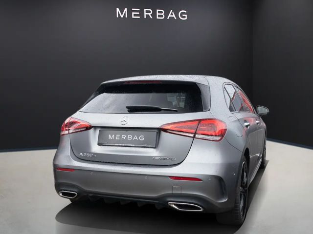 Mercedes-Benz A 250 A 250 e Hatchback