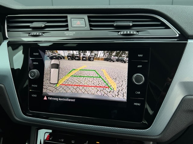 Volkswagen Touran 1.5 TSI DSG IQ.Drive