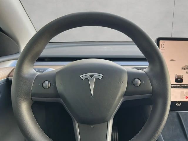 Tesla Model Y AWD Dual Motor Performance