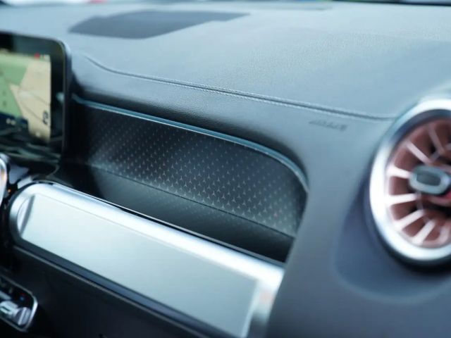 Mercedes-Benz EQB 300 4MATIC Electric Art