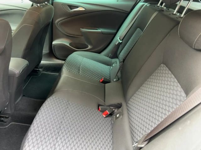 Opel Astra 1.2 Turbo Edition Turbo