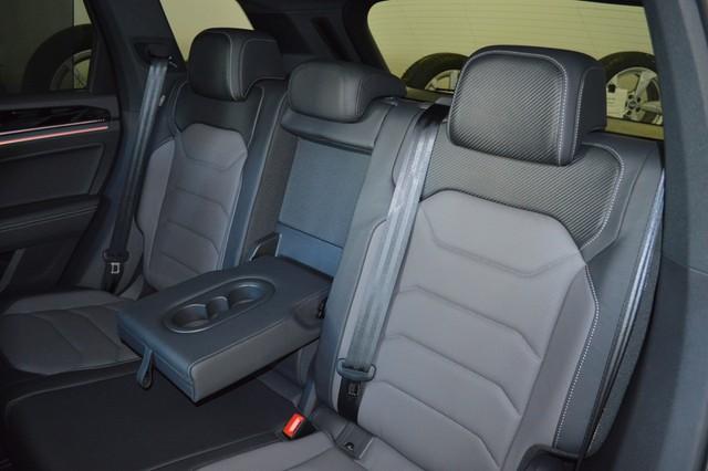 Volkswagen Touareg 3.0 V6 TDI 3.0 V6 TSI R-Line Style