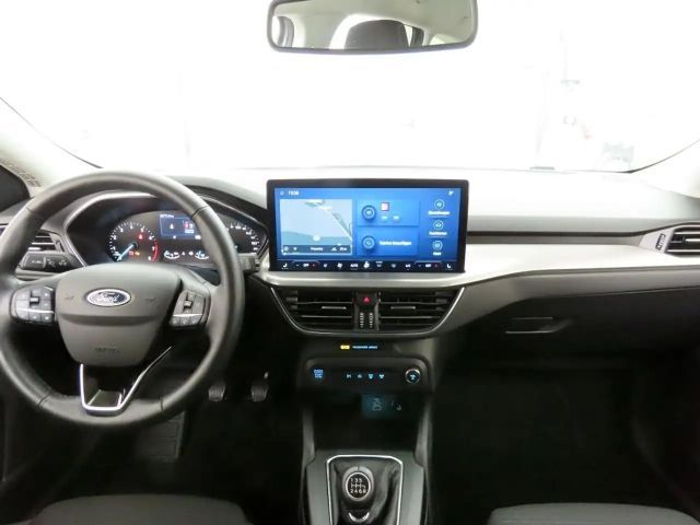 Ford Focus Titanium Wagon