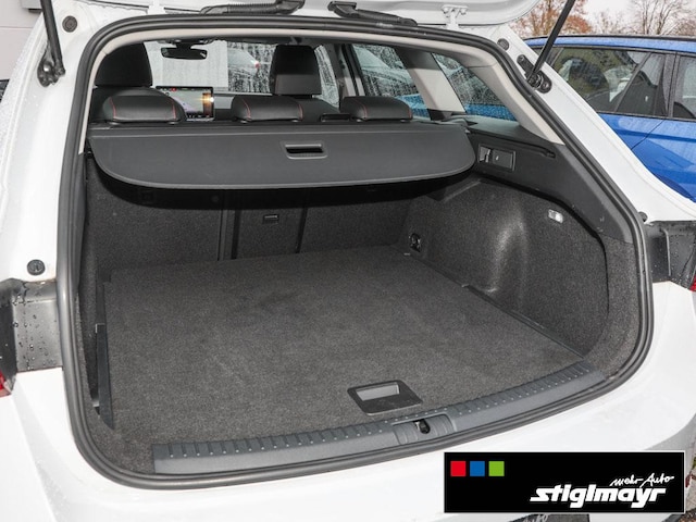 Seat Leon 1.5 eTSI DSG FR-lijn Sportstourer