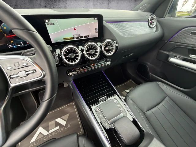 Mercedes-Benz GLA 220 4MATIC GLA 220 d