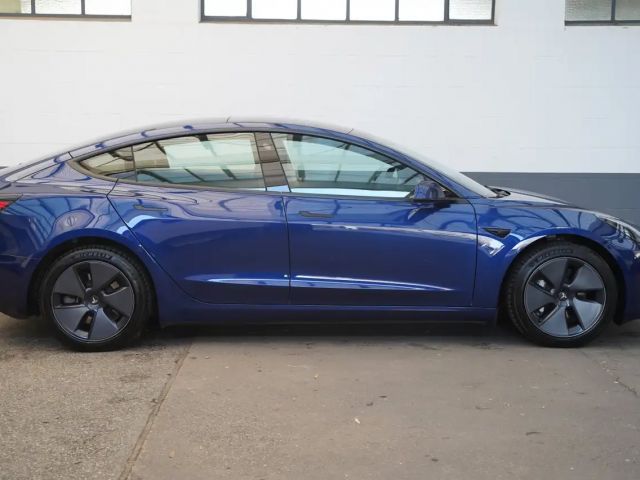 Tesla Model 3 Standard Range