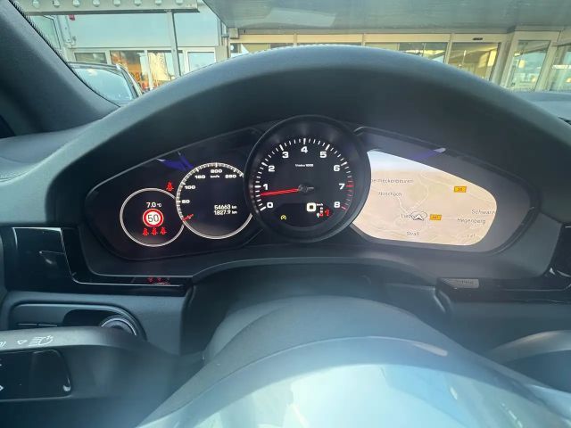 Porsche Cayenne Platinum Edition