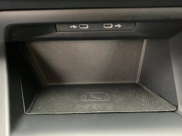 Volkswagen Golf DSG Life