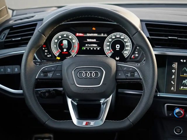Audi Q3 35 TFSI Business S-Line Sportback