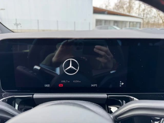 Mercedes-Benz GLA 200 AMG Line