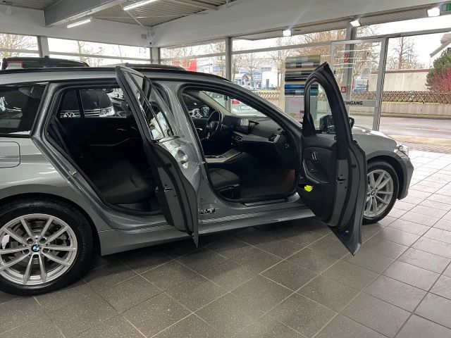 BMW 318 318d Touring