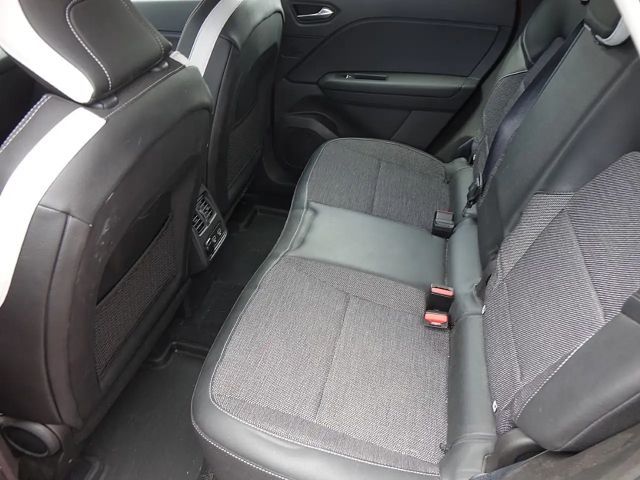 Renault Captur EDC Intens TCe 140