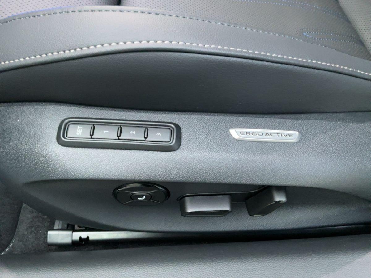 Volkswagen Passat R-Line Variant eHybrid