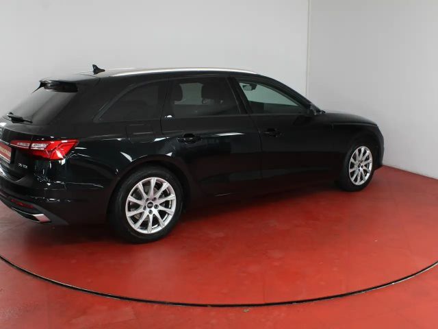 Audi A4 35 TDI S-Tronic