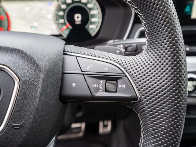 Audi A4 40 TDI Avant S-Line S-Tronic