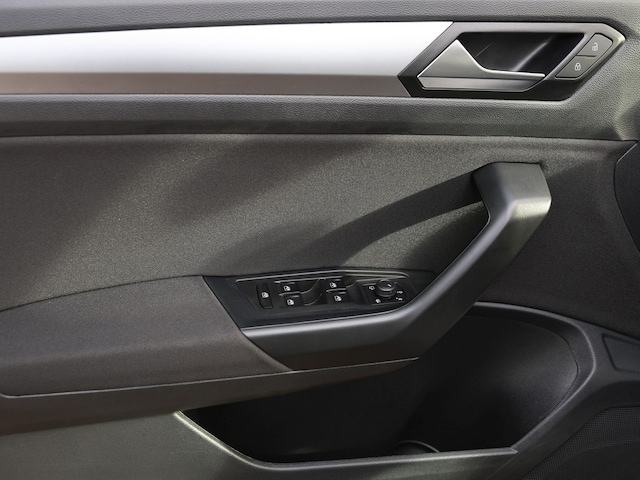 Volkswagen T-Roc 1.5 TSI DSG Life