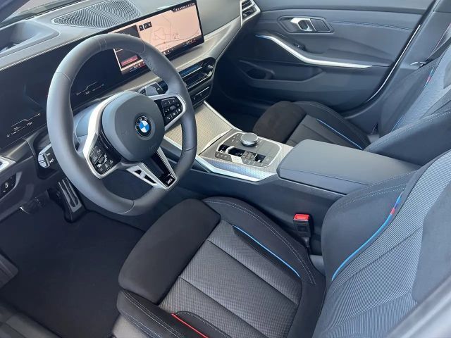 BMW 320 320d M-Sport Touring xDrive