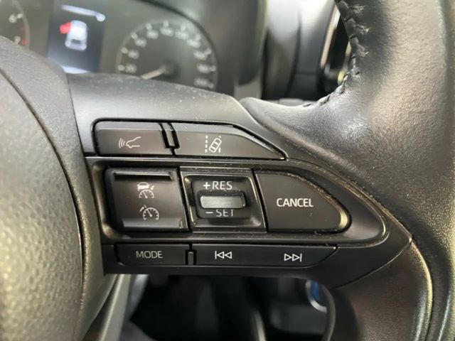 Toyota Yaris 1.0 VVT-i Comfort Hatchback