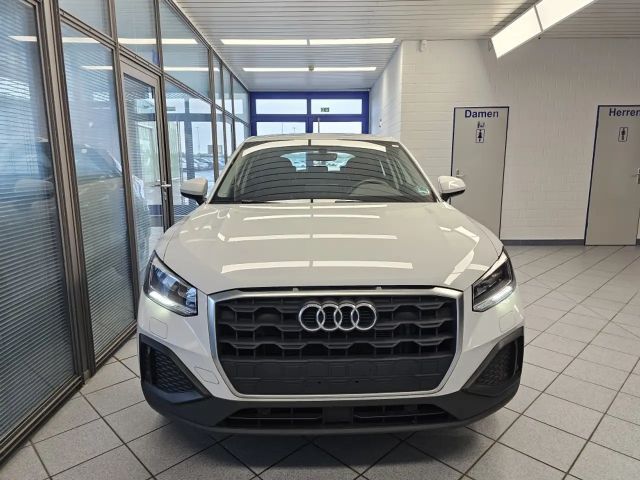 Audi Q2 Navi,Kamera,PDC,LED,Sitzheizung