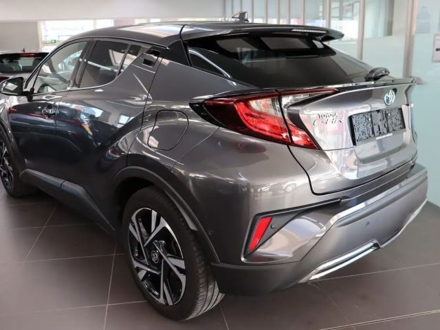 Toyota C-HR Hybride Team D
