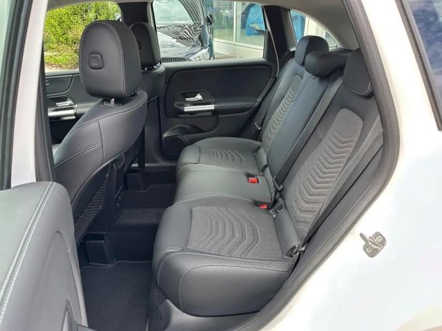 Mercedes-Benz B 200 Progressive