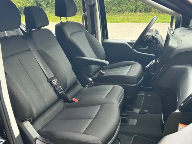 Hyundai Staria Trend