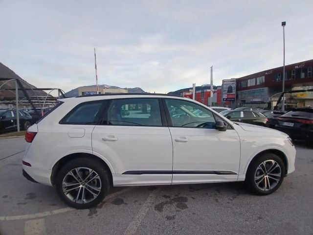 Audi Q7 50 TDI Quattro S-Line