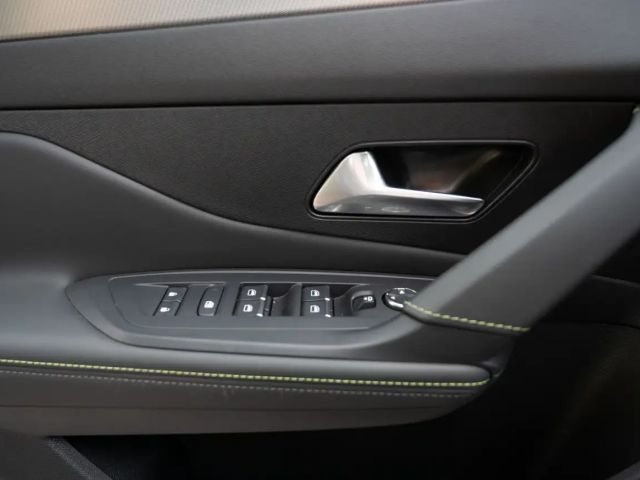 Peugeot 408 130 EAT8 GT-Line PureTech