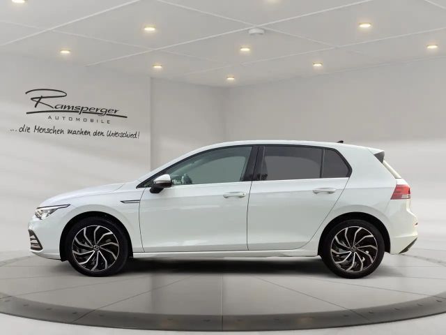 Volkswagen Golf 2.0 TSI DSG Golf VIII Style